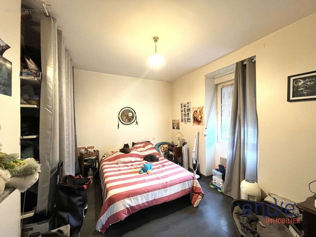 Appartement à GRAY