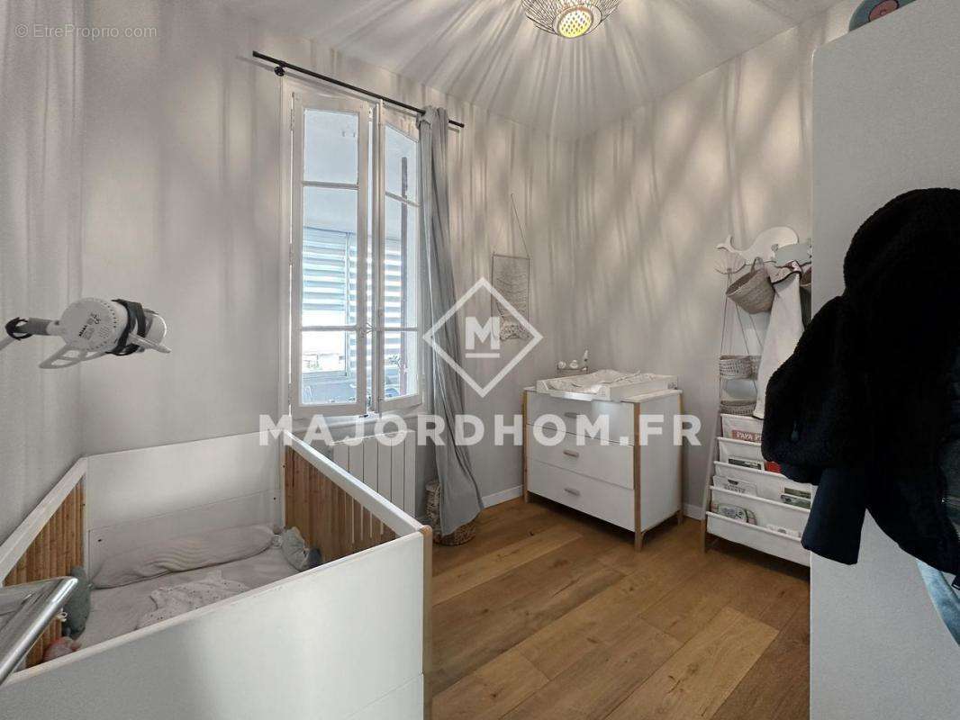 Appartement à MARSEILLE-16E