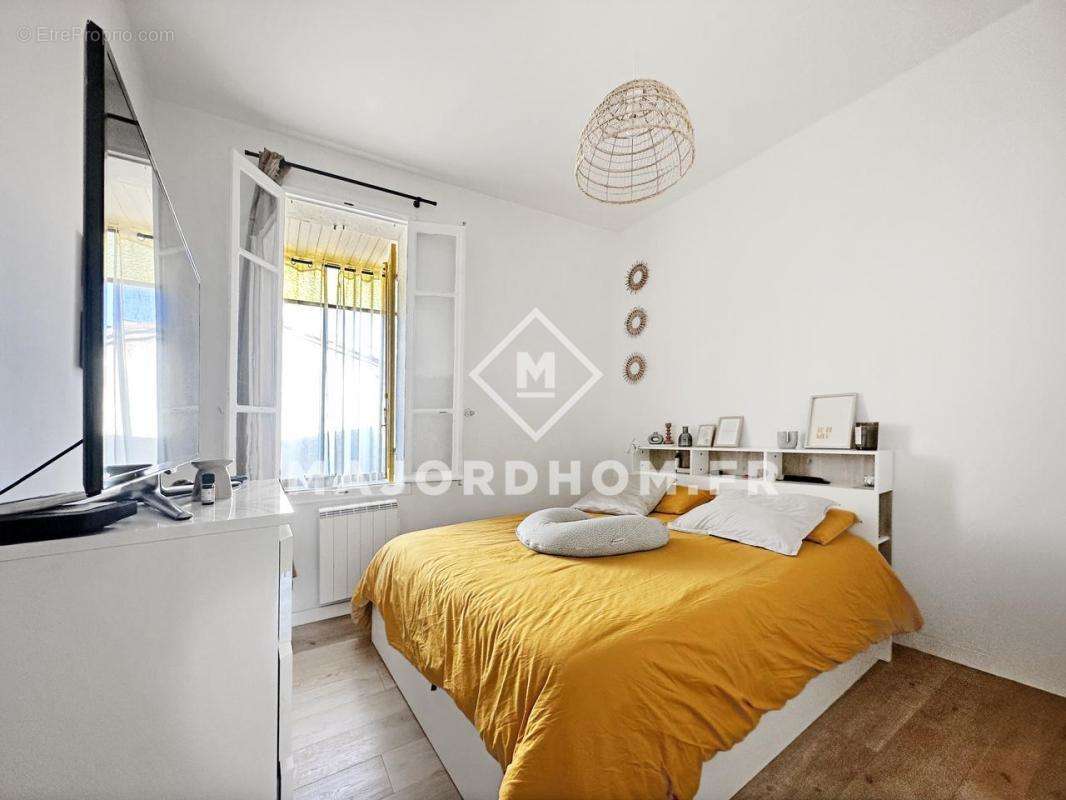 Appartement à MARSEILLE-16E