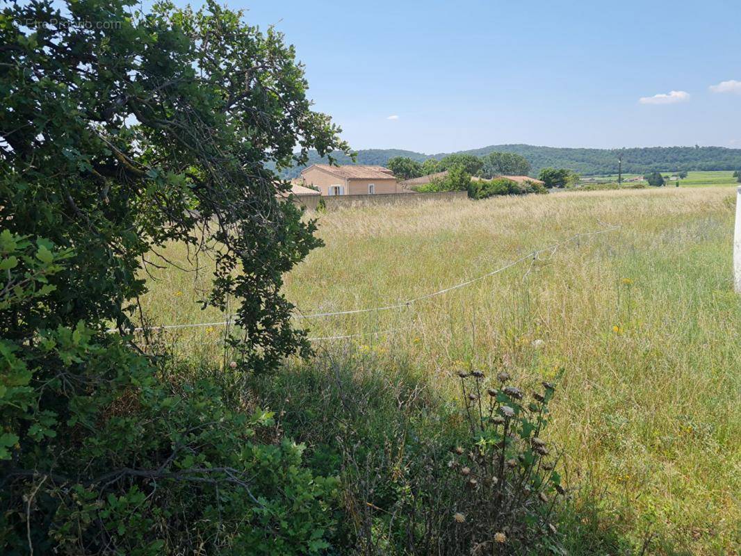 Terrain à PONT-SAINT-ESPRIT