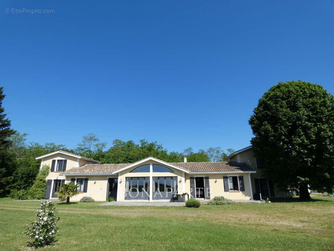 Maison à GAILLAN-EN-MEDOC