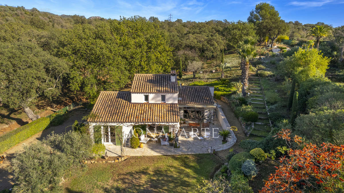 Maison à FREJUS