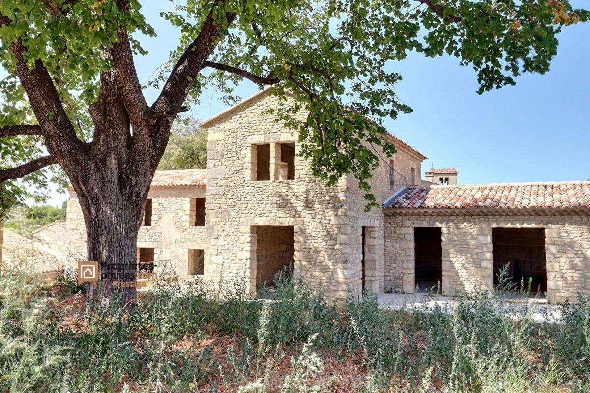 Maison à UZES