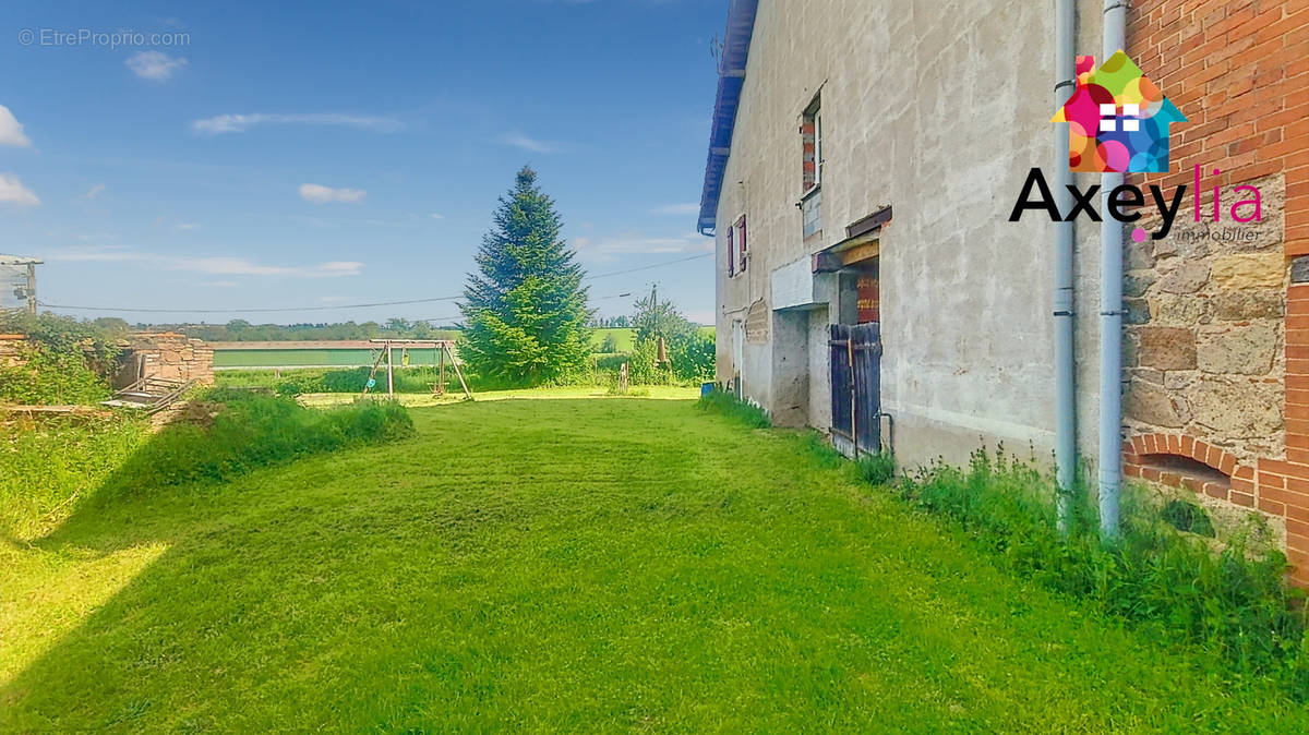 Maison à MABLY