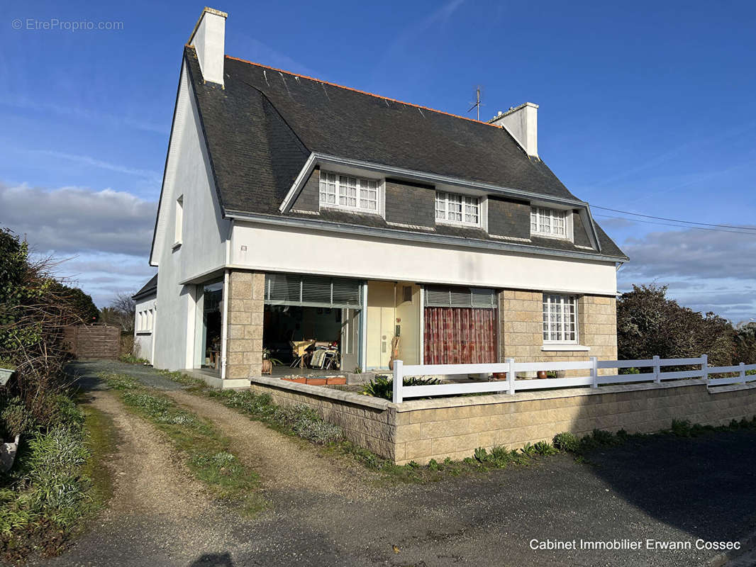 Maison à TREFFIAGAT