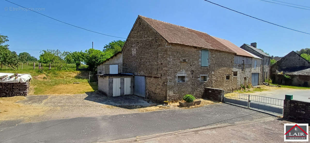 Maison à SAINT-PIERRE-DES-NIDS