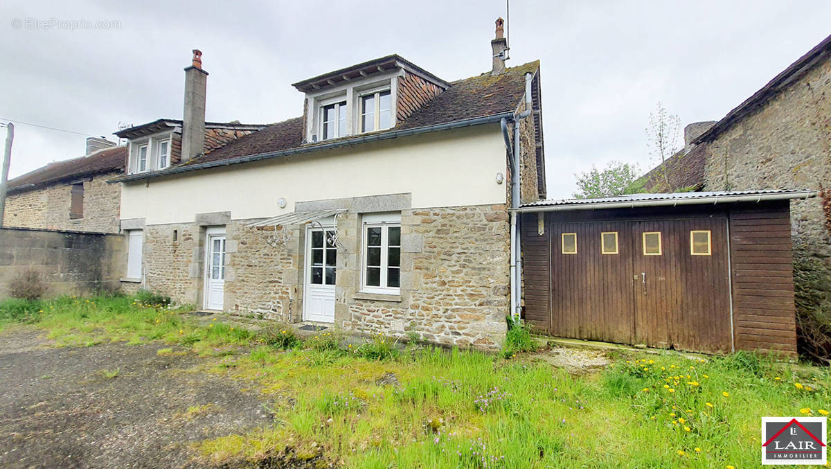 Maison à SAINT-PIERRE-DES-NIDS