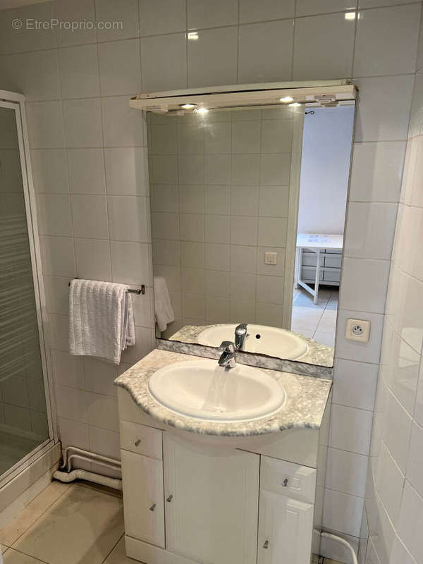 Appartement à PARIS-20E