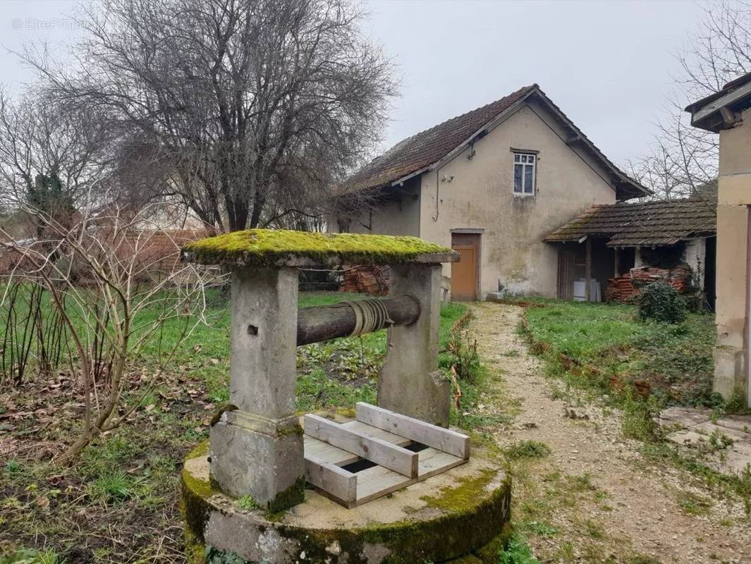 Maison à CHALON-SUR-SAONE