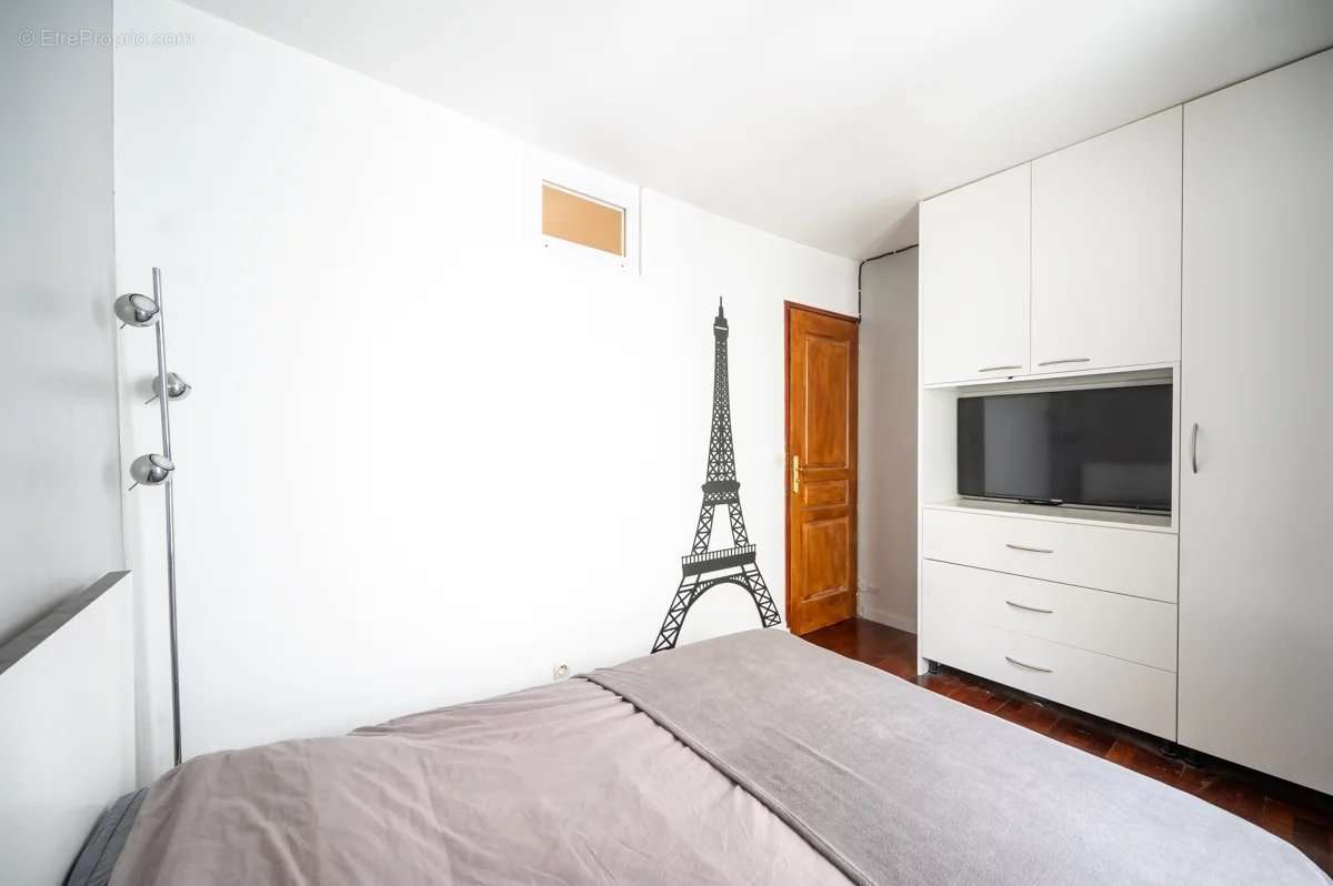 Appartement à LEVALLOIS-PERRET