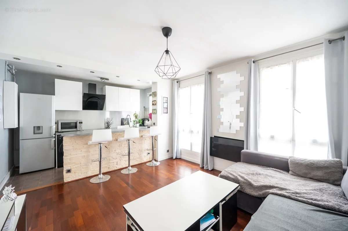 Appartement à LEVALLOIS-PERRET