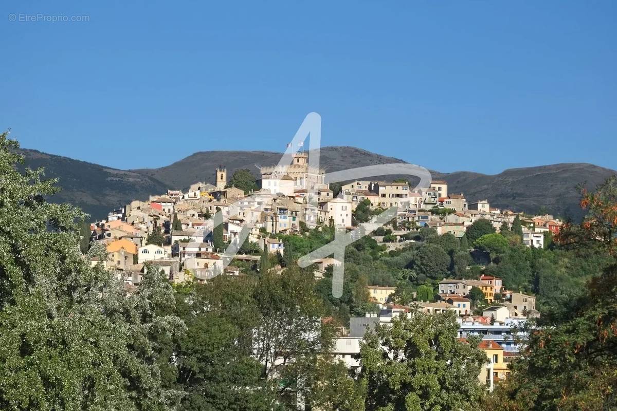 Maison à CAGNES-SUR-MER