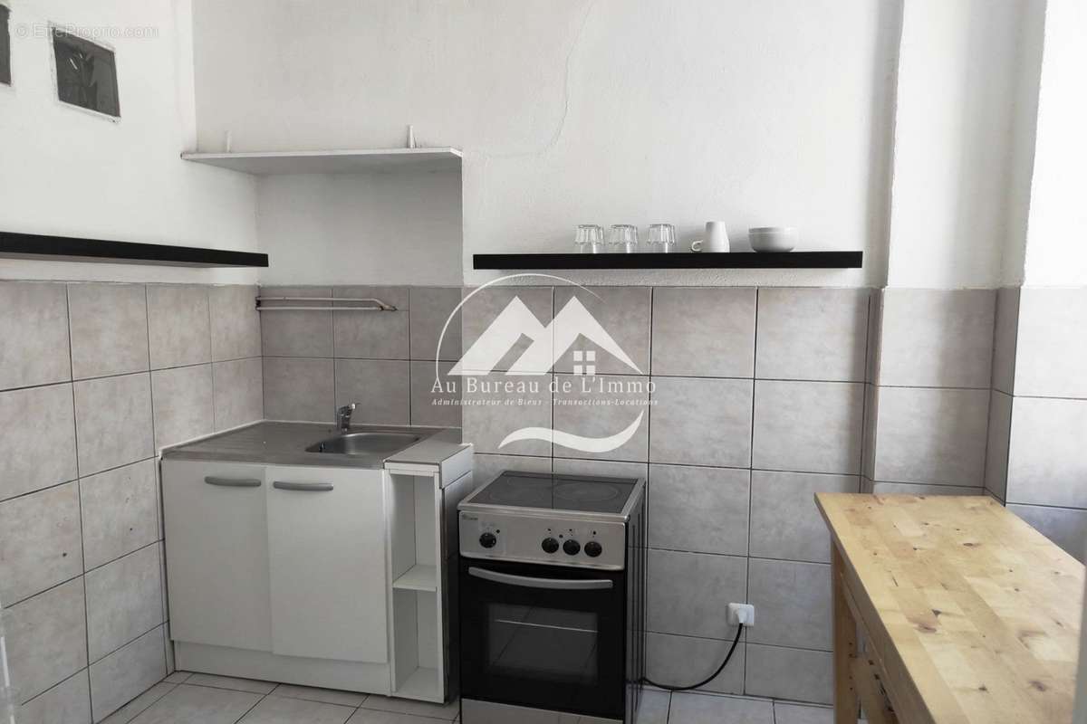 Appartement à MARSEILLE-3E