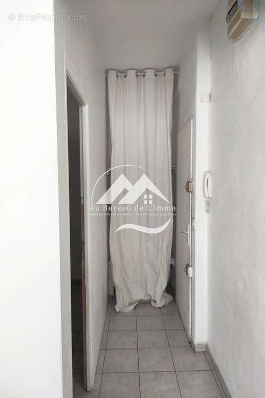 Appartement à MARSEILLE-3E