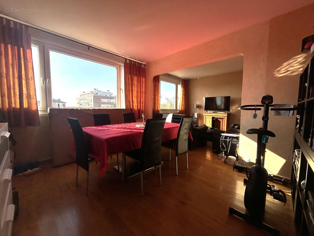 Appartement à MARCQ-EN-BAROEUL