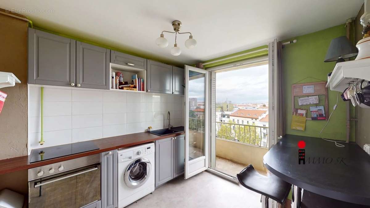 Appartement à LYON-8E