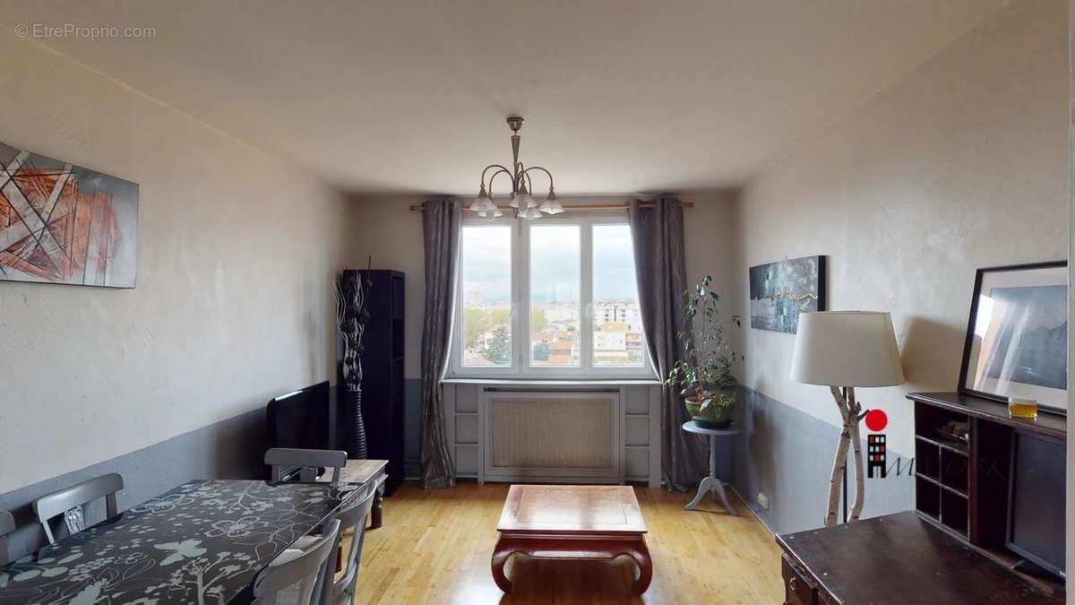 Appartement à LYON-8E