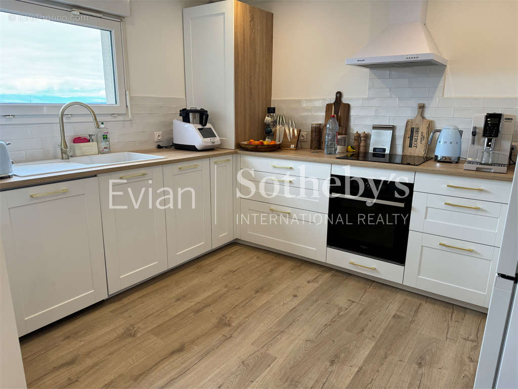 Appartement à EVIAN-LES-BAINS