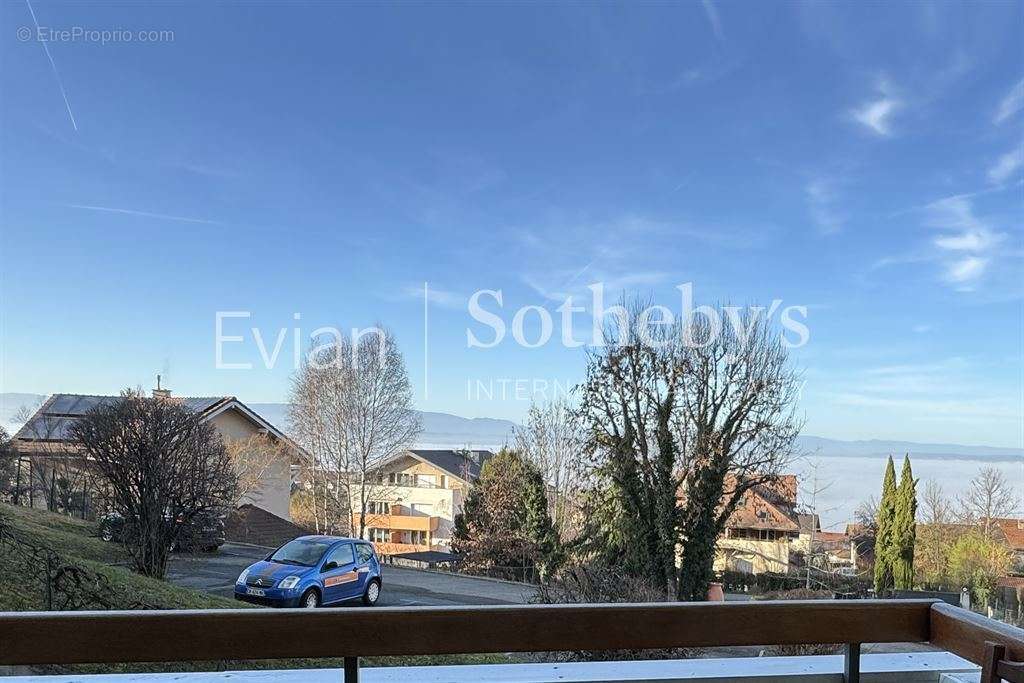 Appartement à EVIAN-LES-BAINS