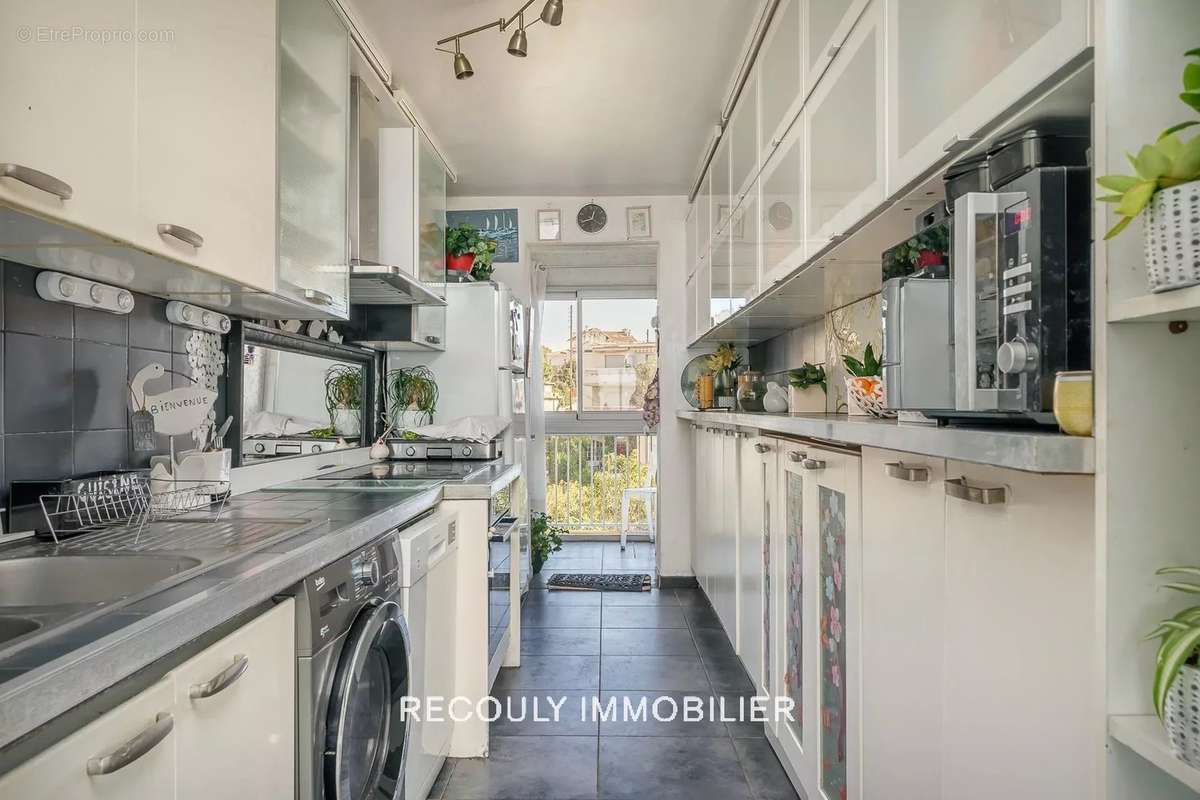 Appartement à MARSEILLE-8E