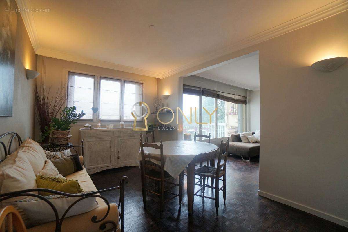 Appartement à LYON-5E