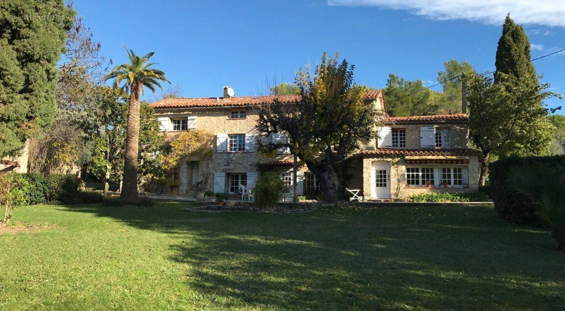 Maison à FAYENCE