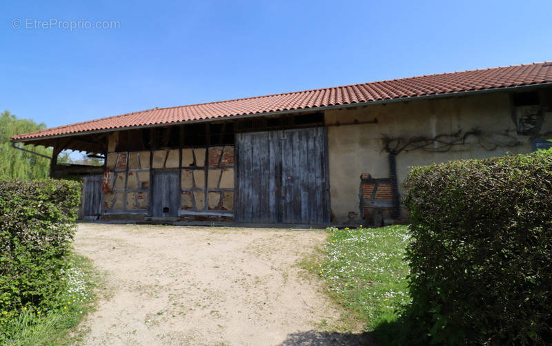 Maison à CURCIAT-DONGALON