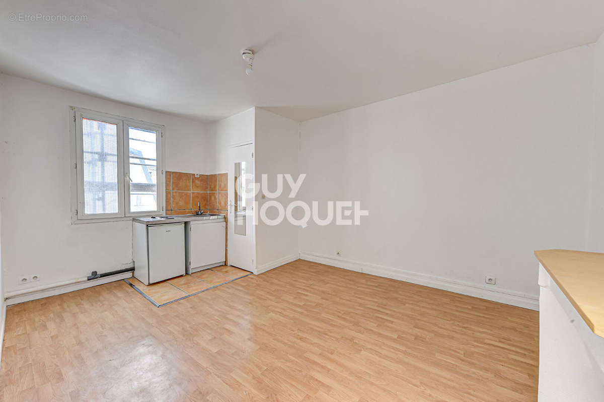 Appartement à PARIS-19E