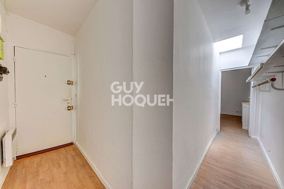 Appartement à PARIS-19E