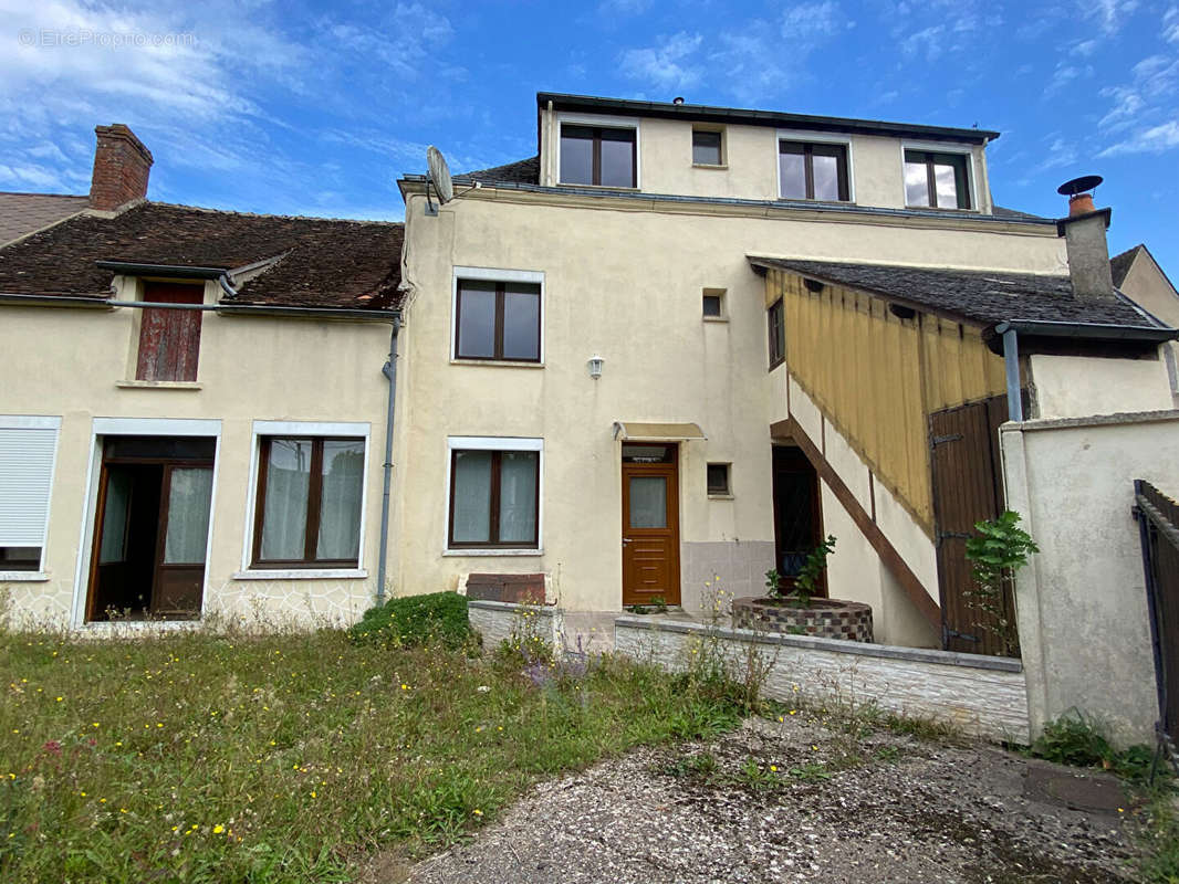 Maison à TRIGUERES