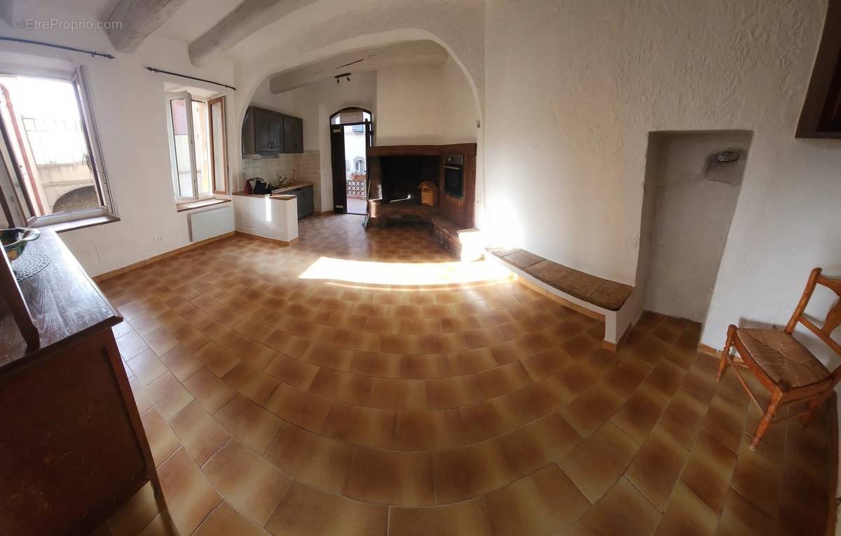 Appartement à FAYENCE