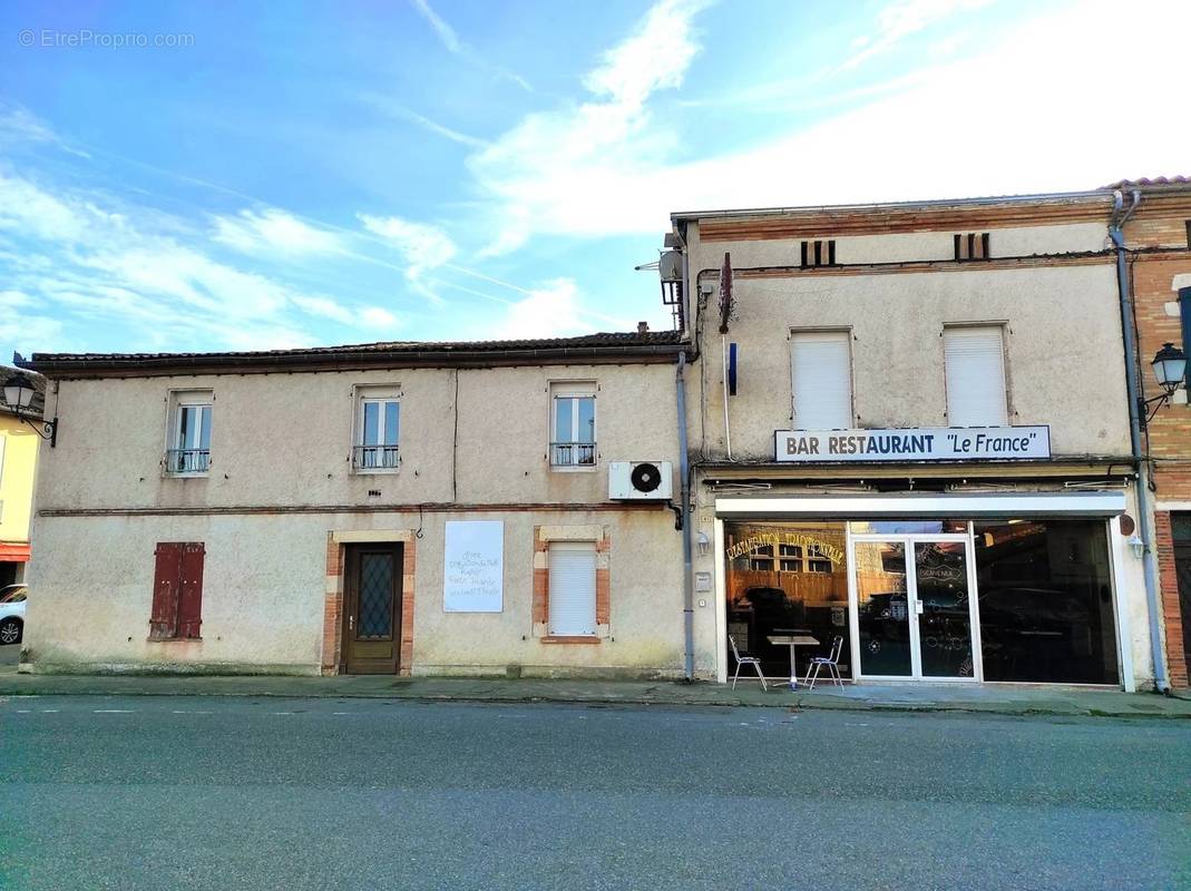 Appartement à CADOURS