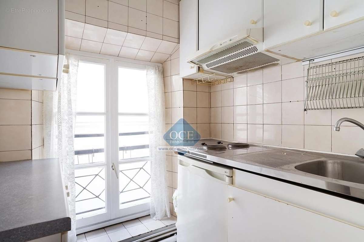 Appartement à PARIS-1E