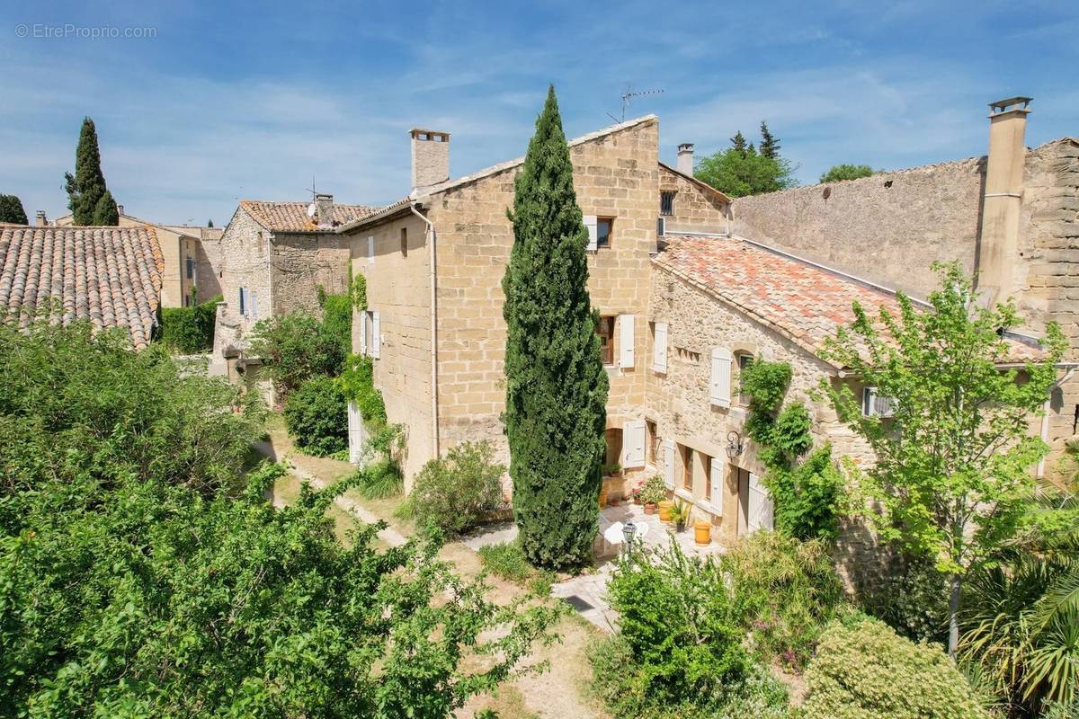 Maison à UZES