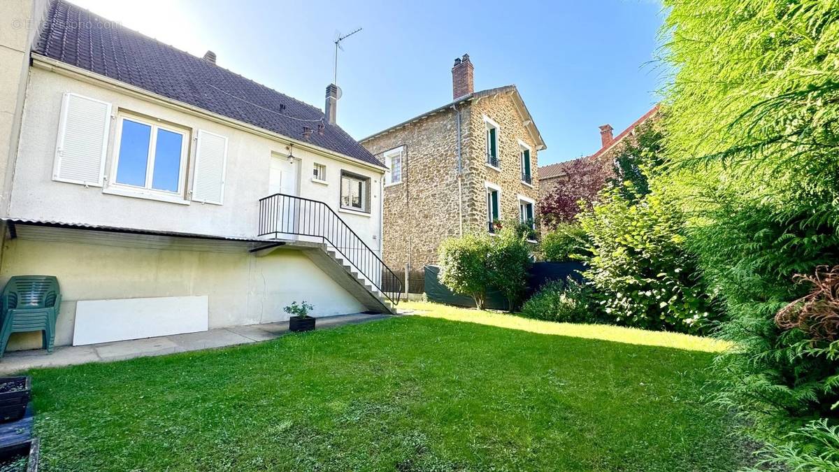 Maison à LE RAINCY