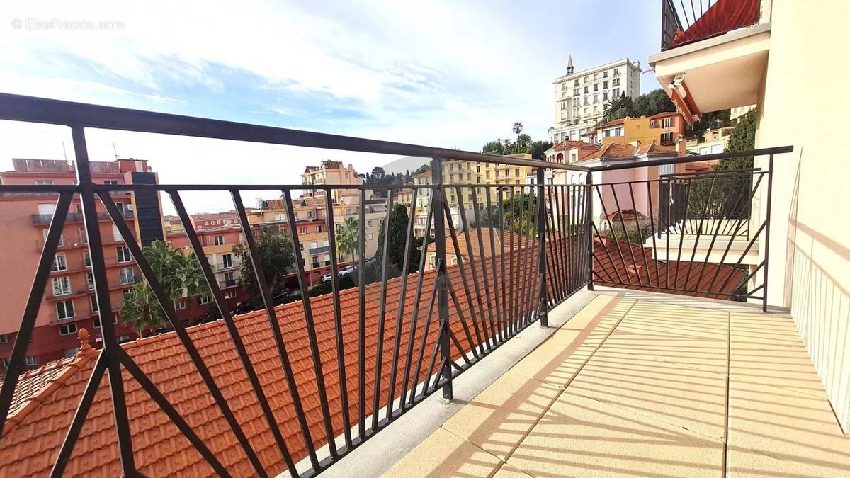 Appartement à MENTON