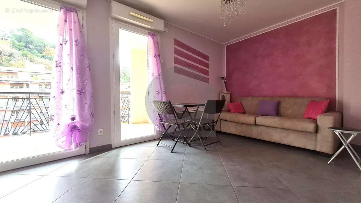 Appartement à MENTON