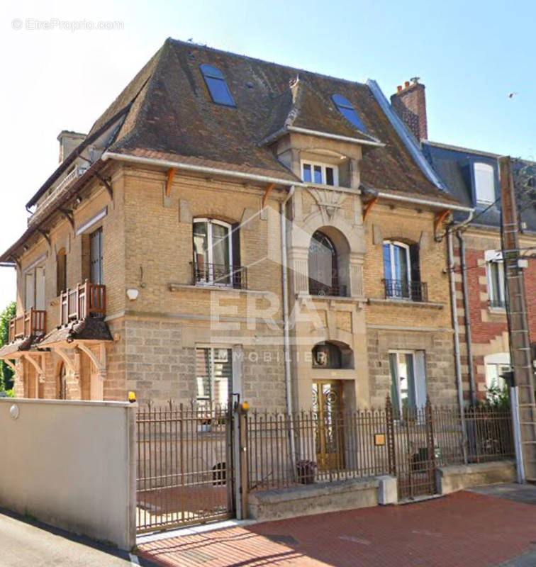 Maison à COMPIEGNE