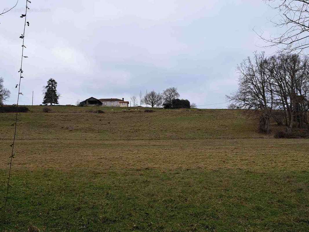 Maison à BOULOGNE-SUR-GESSE