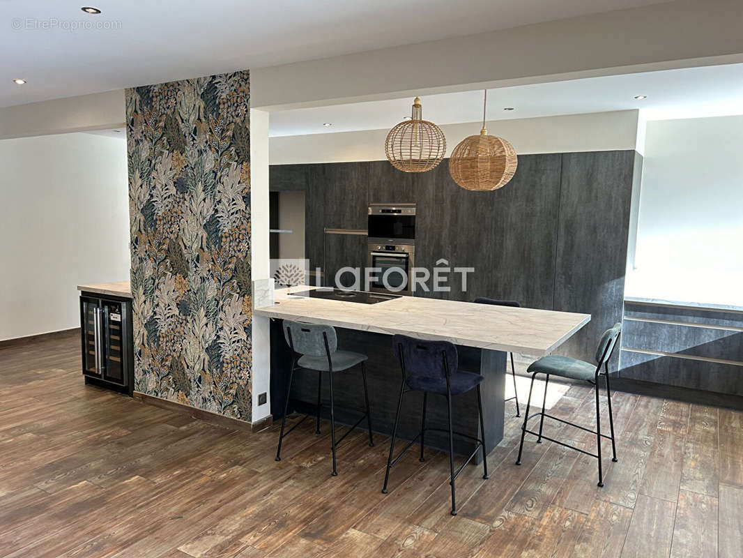 Appartement à MARSEILLE-9E