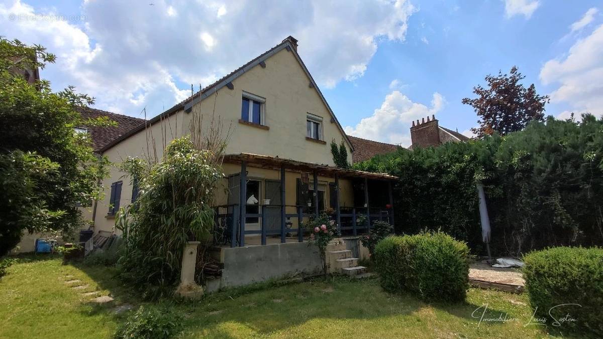 Maison à BEAUVAIS