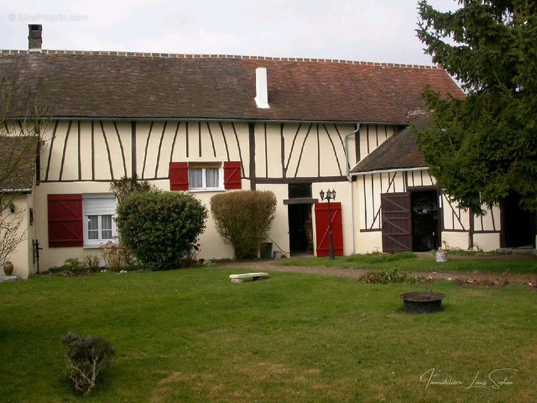 Maison à BEAUVAIS