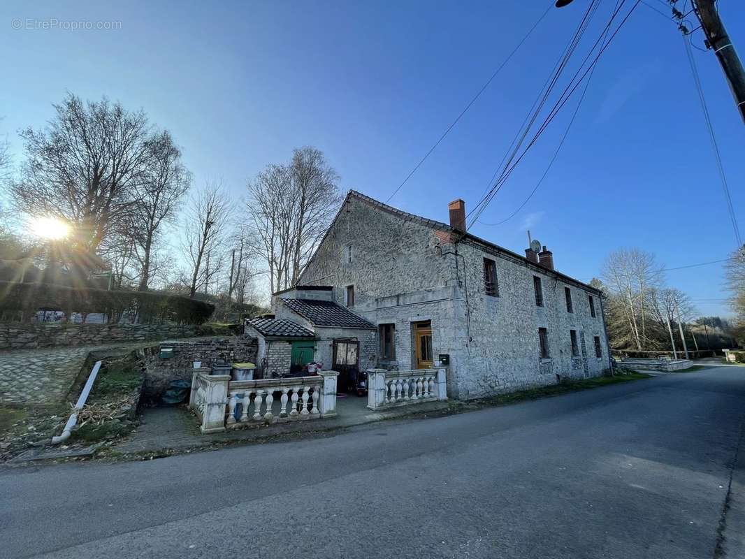 Appartement à COUSOLRE