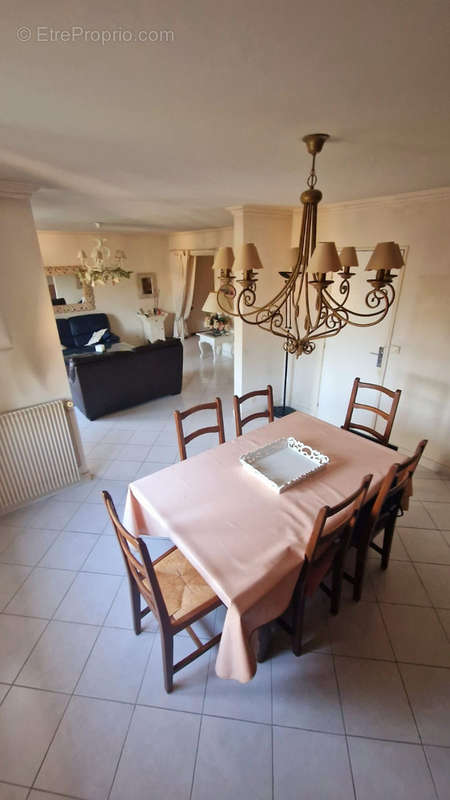 Appartement à GOUVIEUX