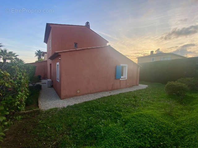 Maison à CAGNES-SUR-MER