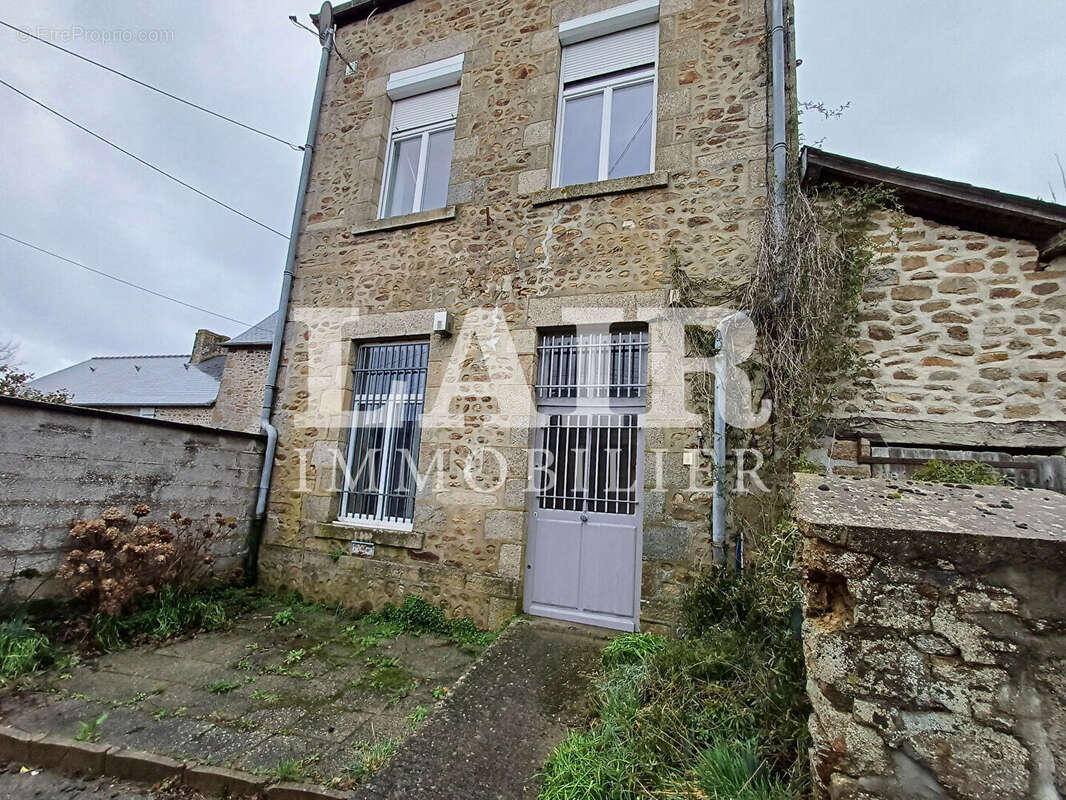 Maison à GESVRES