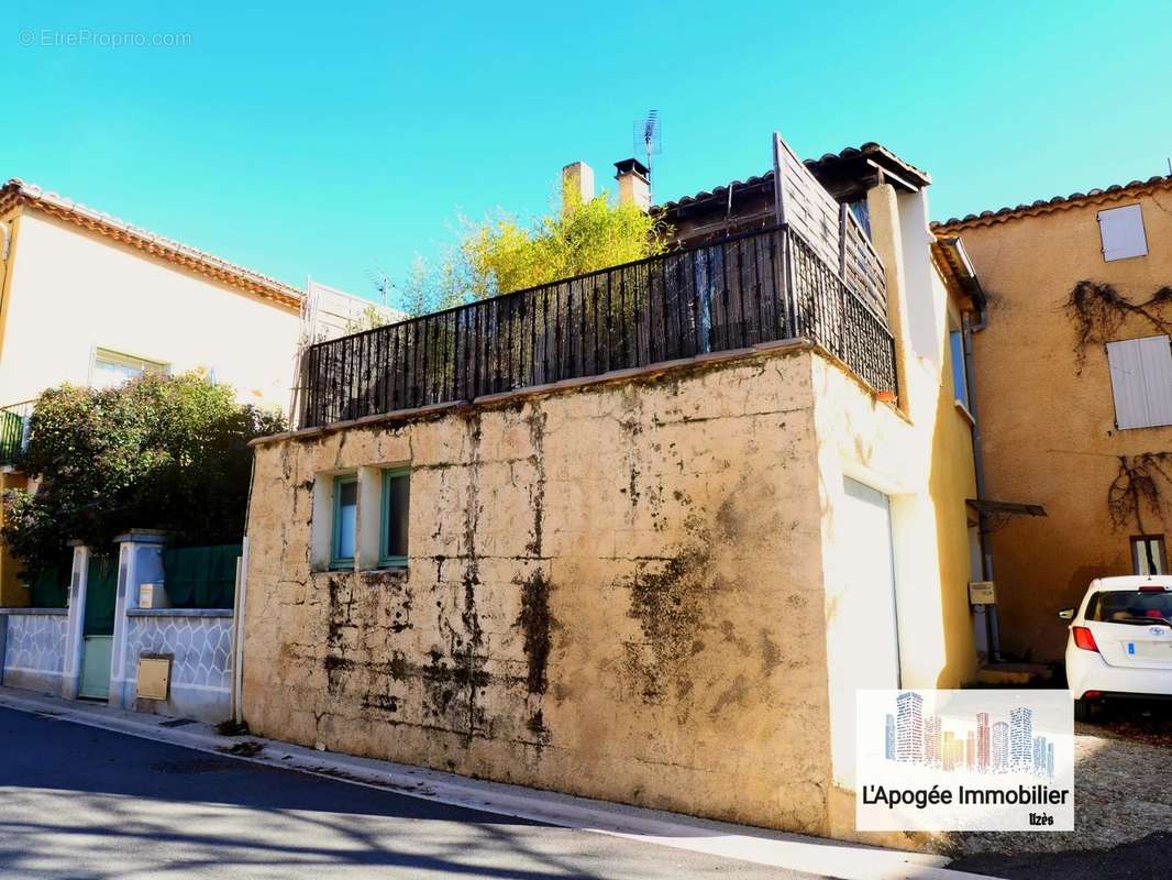 Appartement à UZES