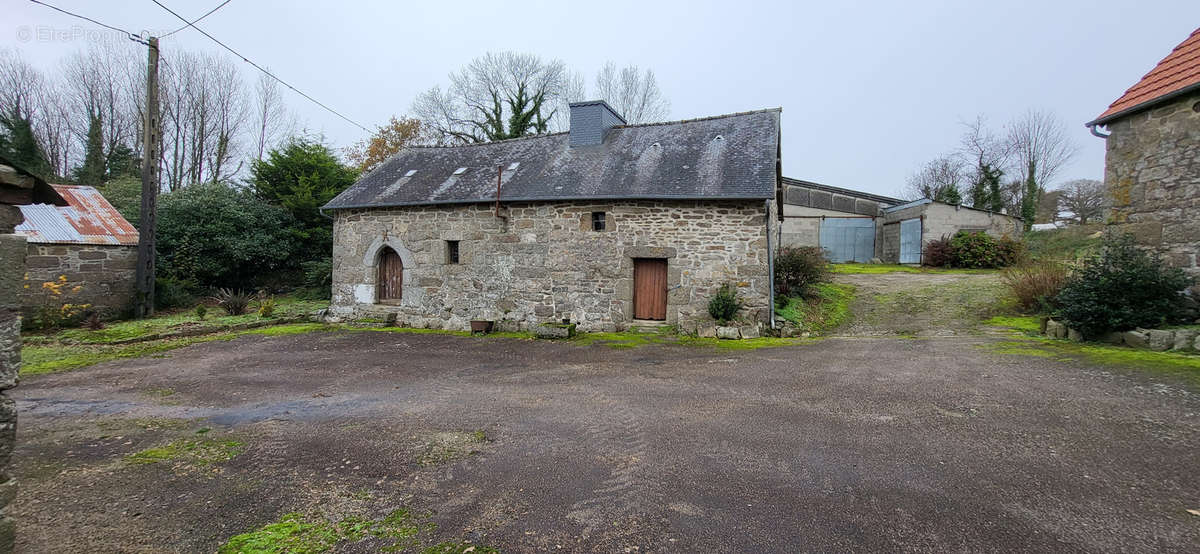 Maison à LANRIVAIN