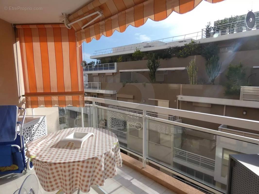 Appartement à ROQUEBRUNE-CAP-MARTIN