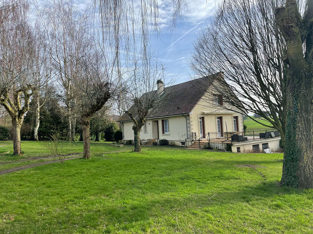 Maison à NOYON